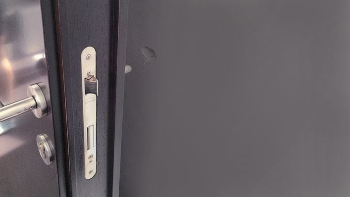 Homeserve pared puerta golpes |Homeserve
