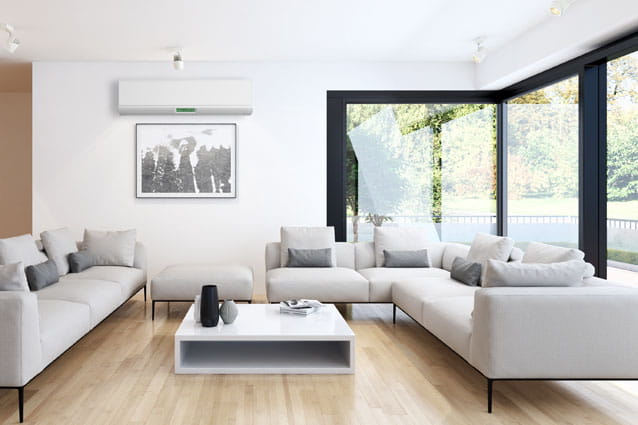 Un salón de una casa con aire acondicionado en modo DRY