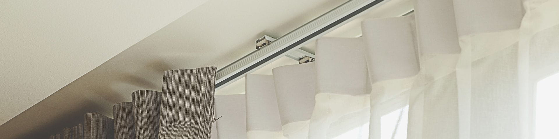 7 Tipos De Rieles Para Cortinas Ideales Para Tu Casa Homeserve Blog
