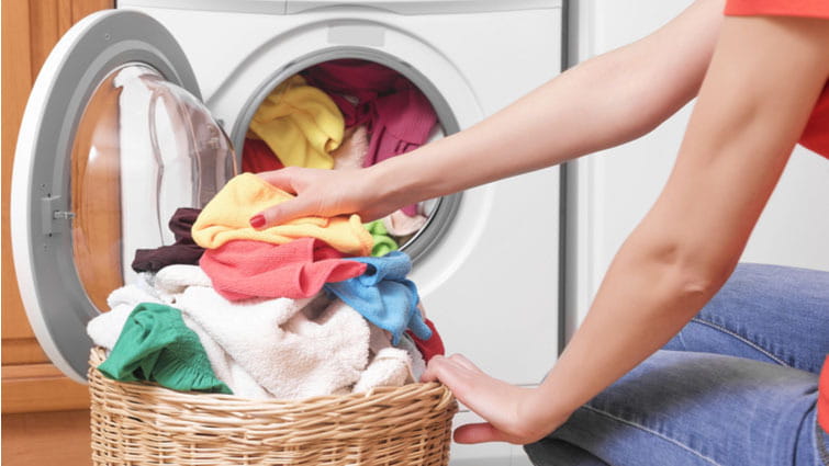 Cómo poner la lavadora correctamente selección de las prendas
